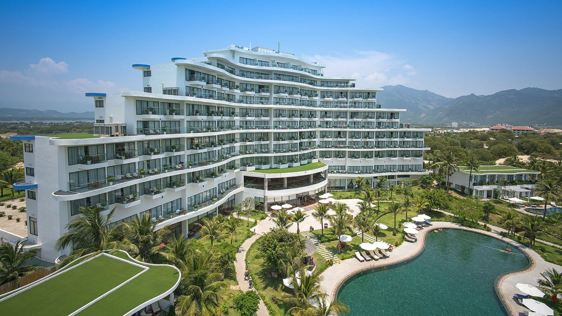Premier Hotel in Nha Trang (1)